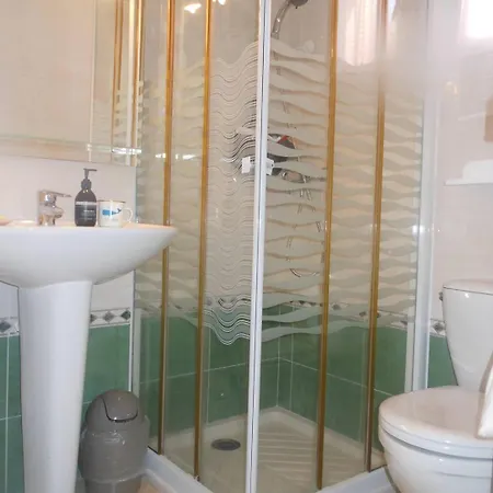 3 Pieces, 47m2 + Terrasse 15m2 Ref 4004